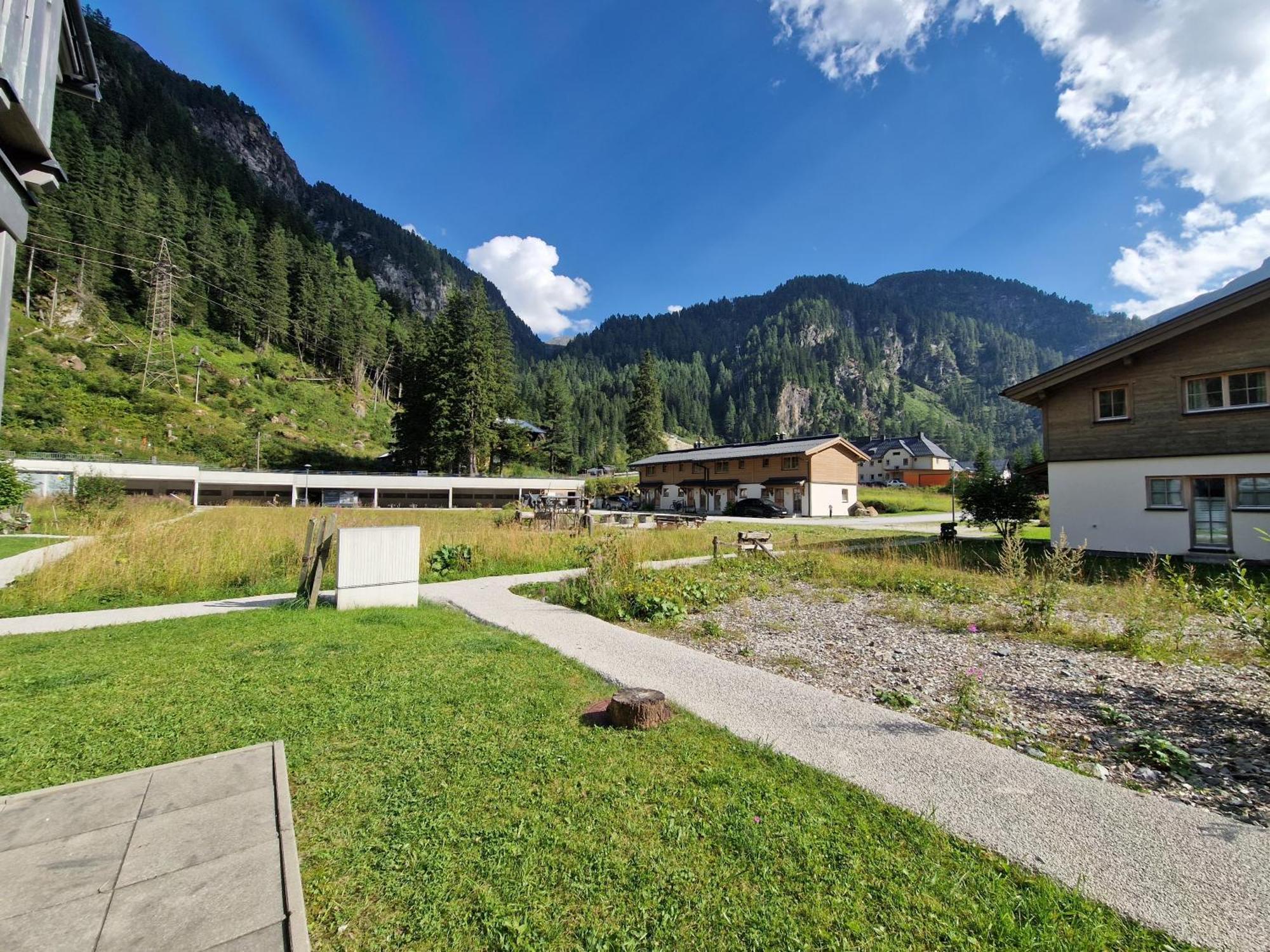 Tauerndorf Enzingerboden Ski In&Out - Steinbock Lodges エクステリア 写真