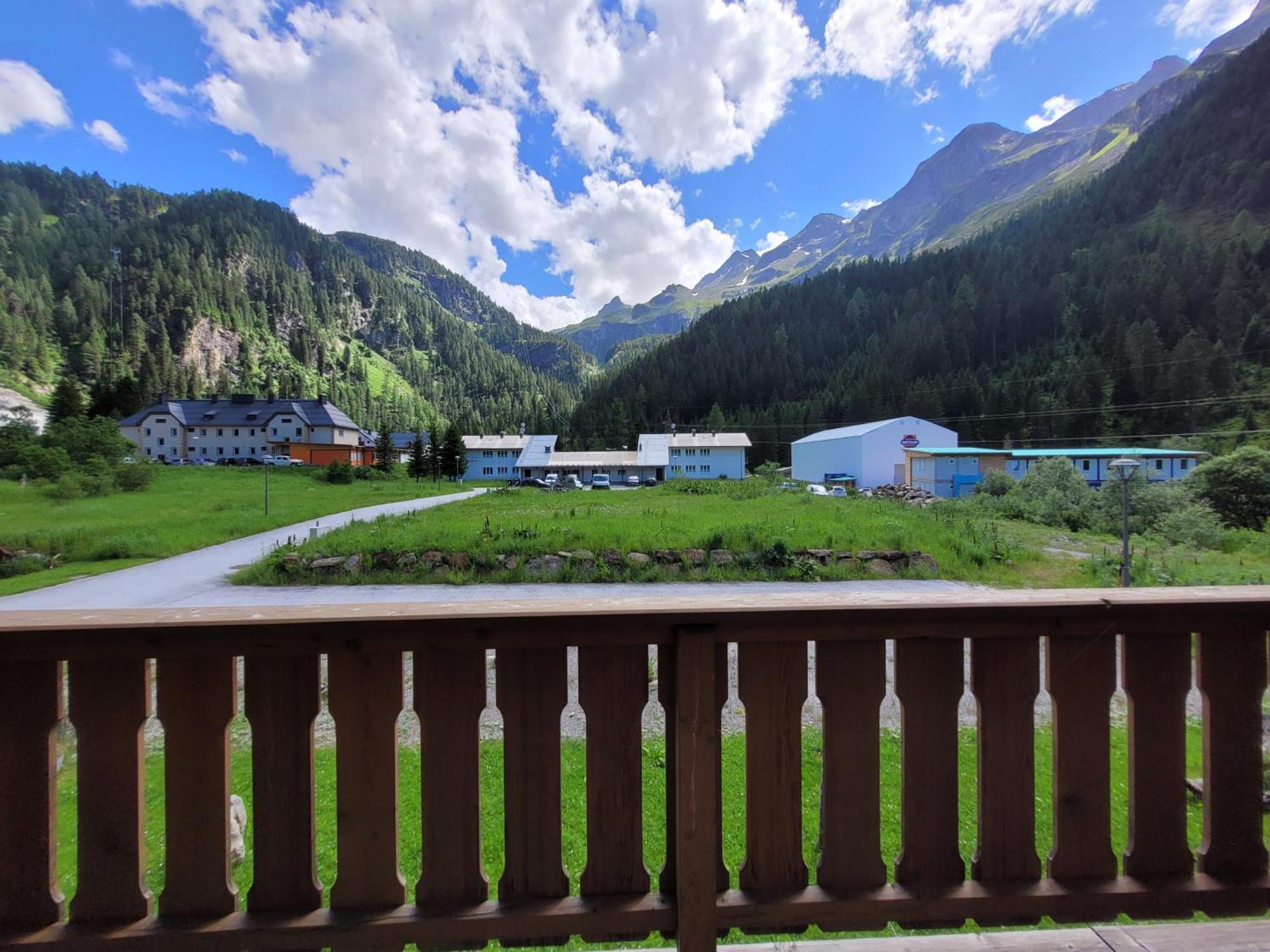 Tauerndorf Enzingerboden Ski In&Out - Steinbock Lodges 部屋 写真